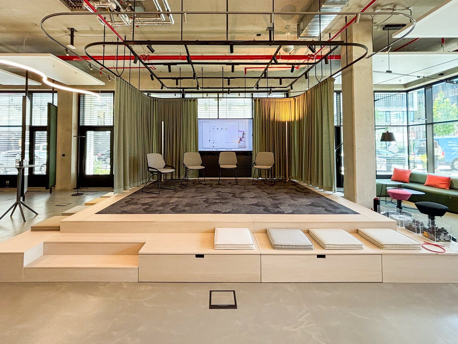 aeris project idx81 stage_small.jpg?v=1738506922